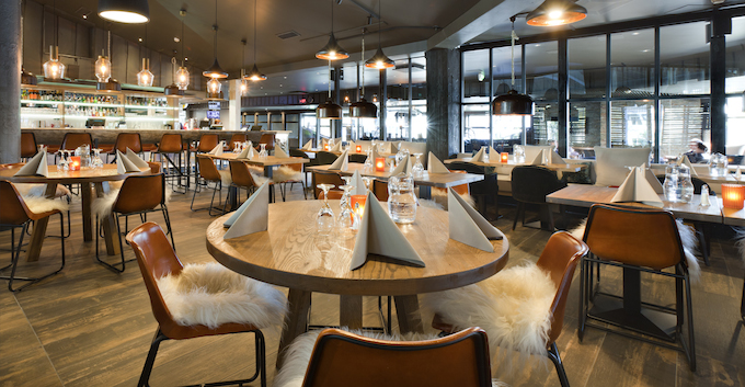 The restaurant has been given a modern look with a strong Lapland atmosphere